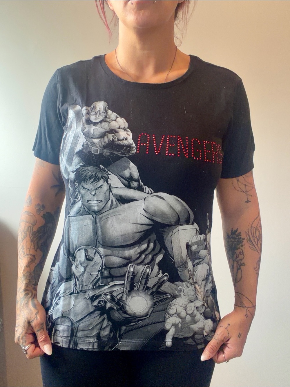 Black Marvel Avengers Tee Childrens Large Unisex T Shirt Short Sleeves Crew Neck